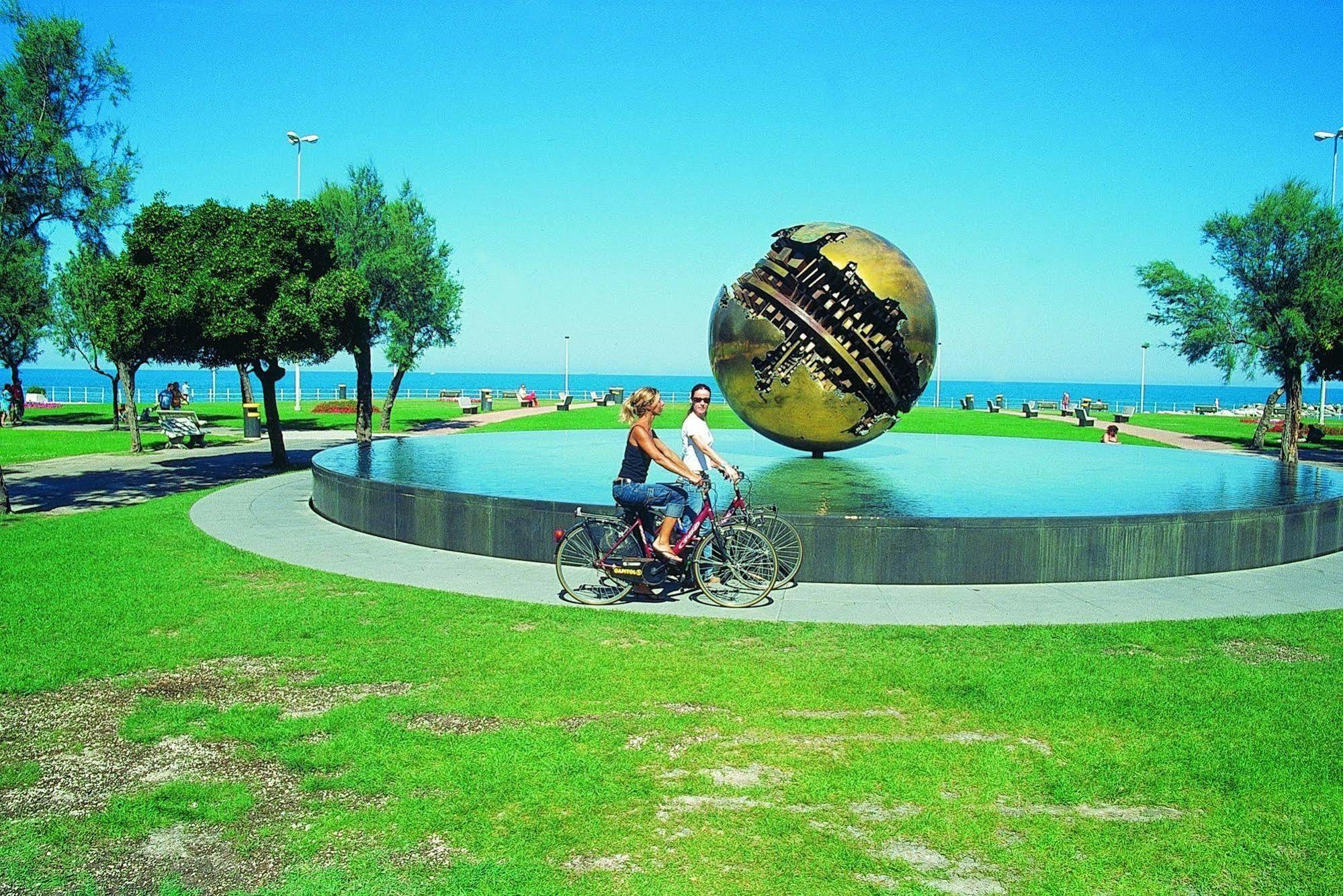 Capitol Pesaro